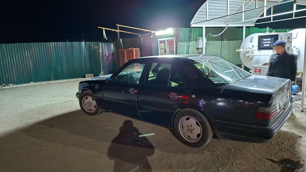 Мерс титанка  сатылады