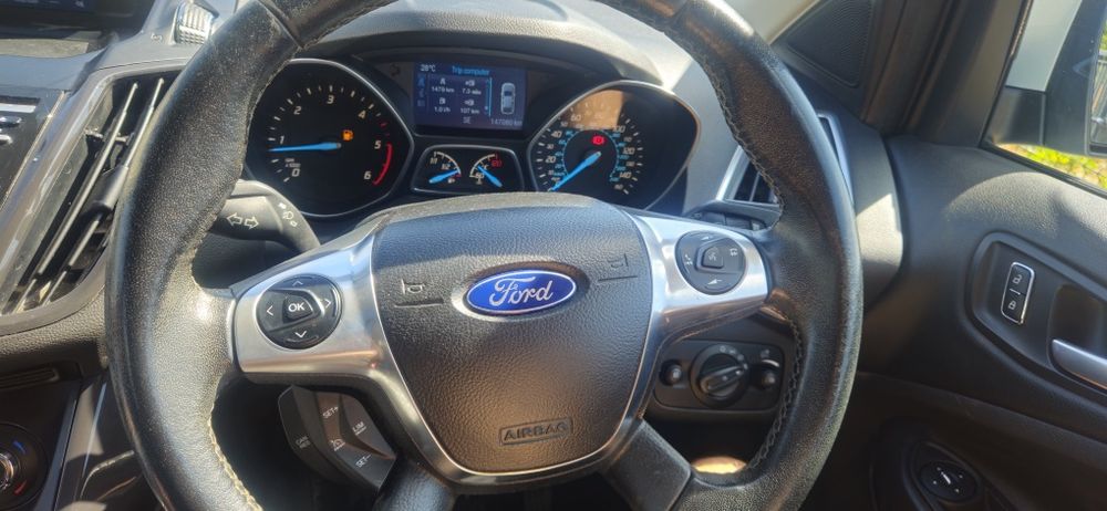 Ford Kuga titanium X  2014