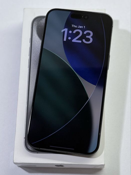 iPhone 15 ProMax Black 95% battery