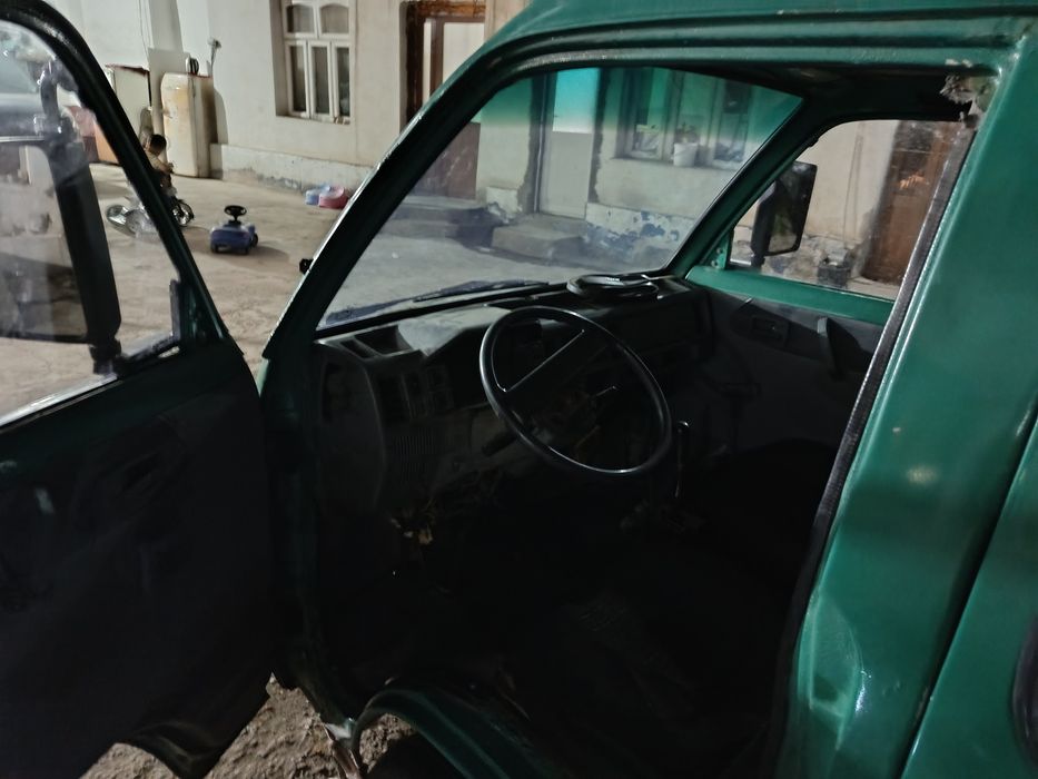 Дамас сотилади 1996 йил