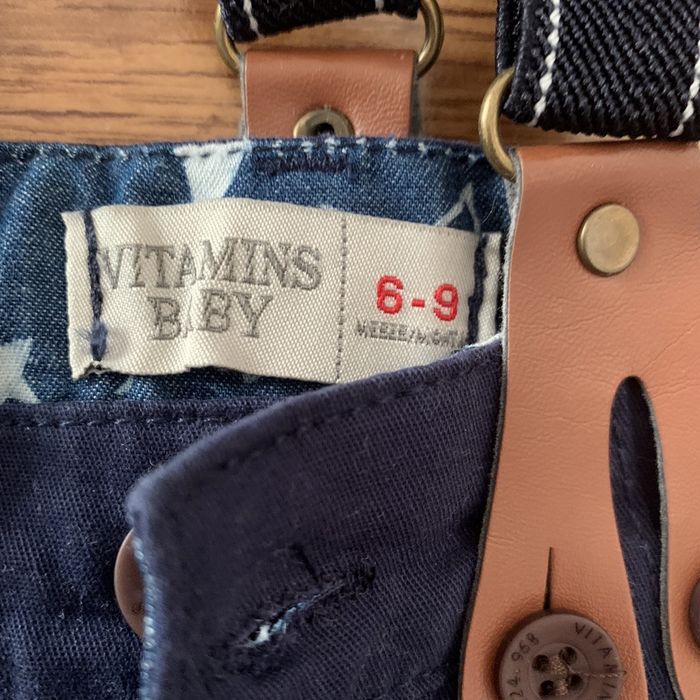 Pantaloni cu bretele pentru baieti Vitamins Baby