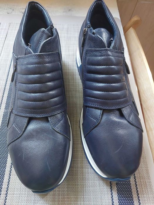 Кроссовки мужские, кожа