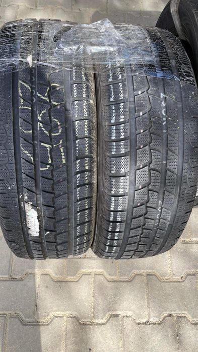2 anvelope de iarna Nexen 235/60/16