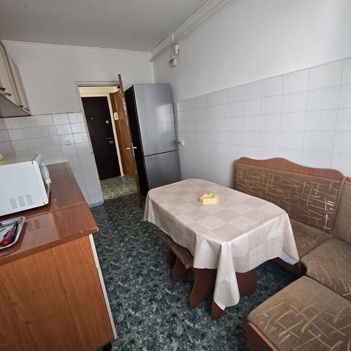 Închiriere apartament zona Capitol