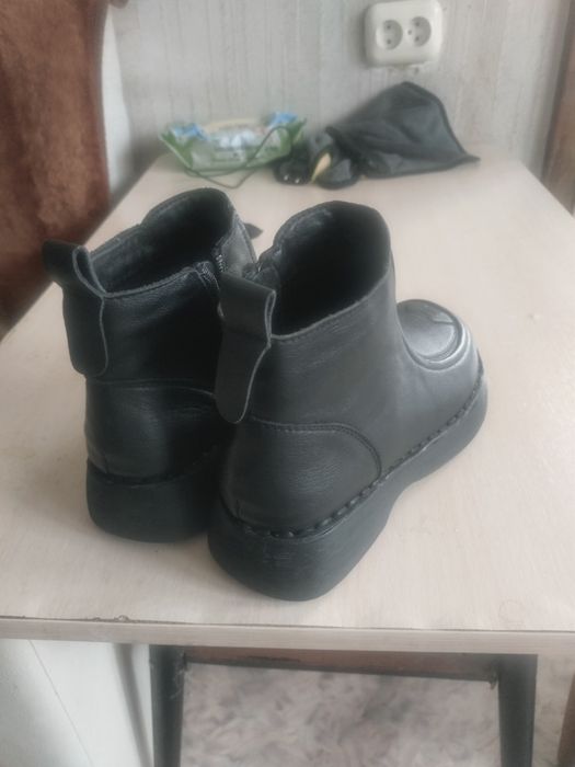 Продам женские полусапожки