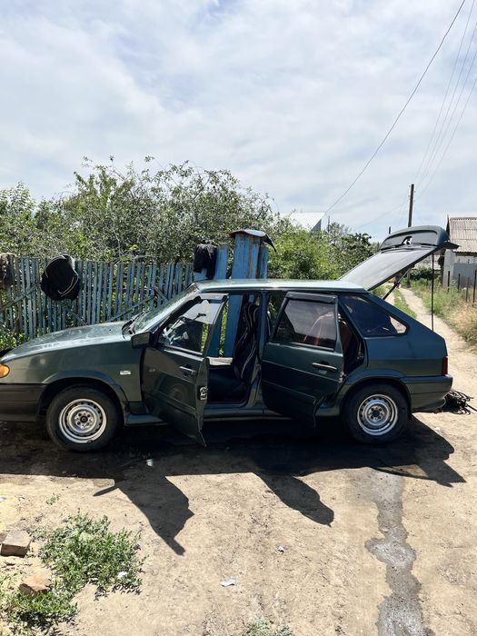 Ваз 2114 на полном ходу