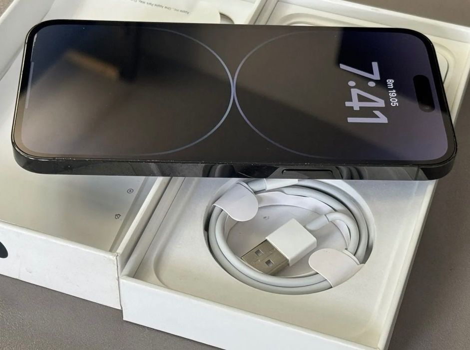 Prodavam iPhone 14 Pro Max izpolvan kato nov bes draskotini