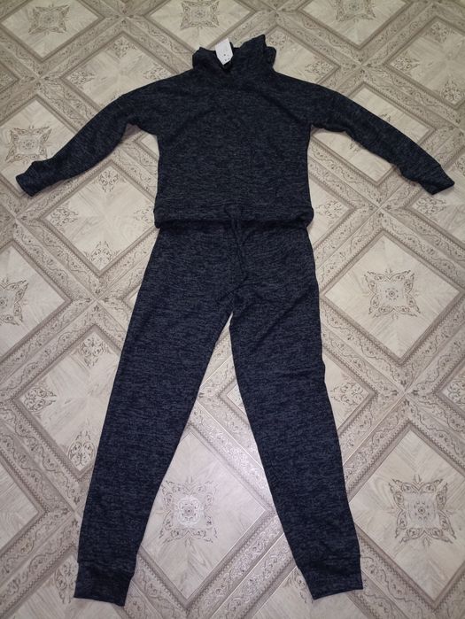 Спортивные костюмы