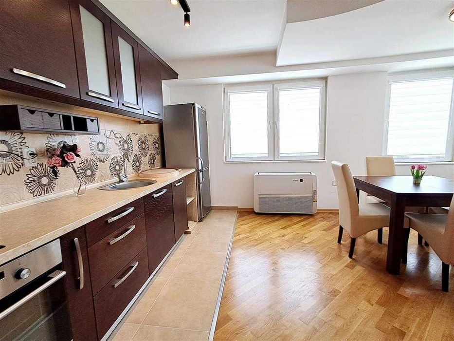 Дава се под наем Тристаен апартамент в Пловдив, Централна гара - 85 кв.м за 469.2 € - Снимка #1