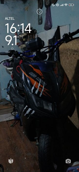 Продам скутер м8