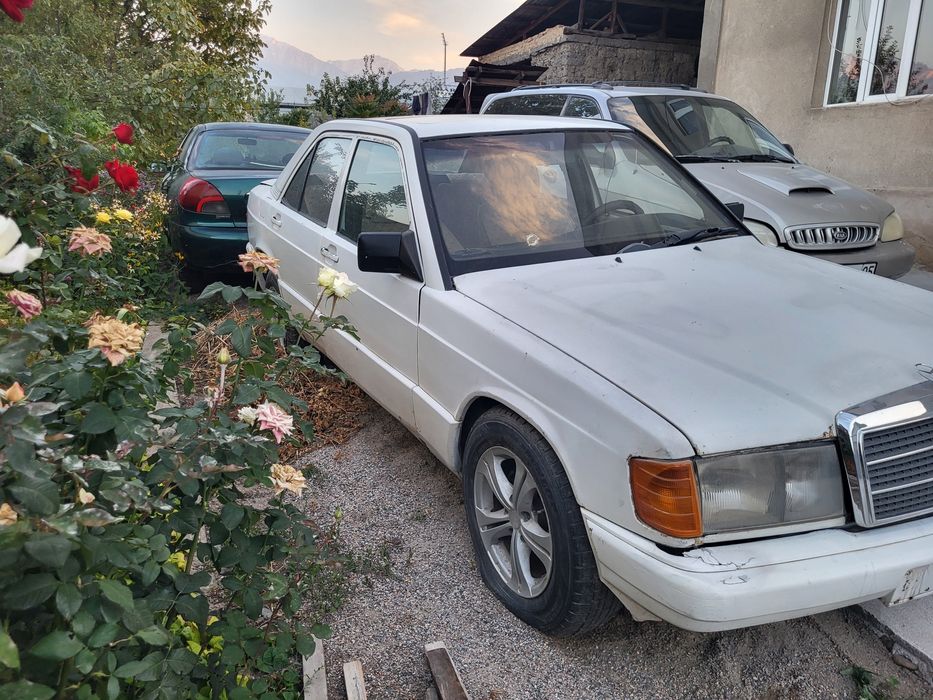 Продам авто Мерседес 190