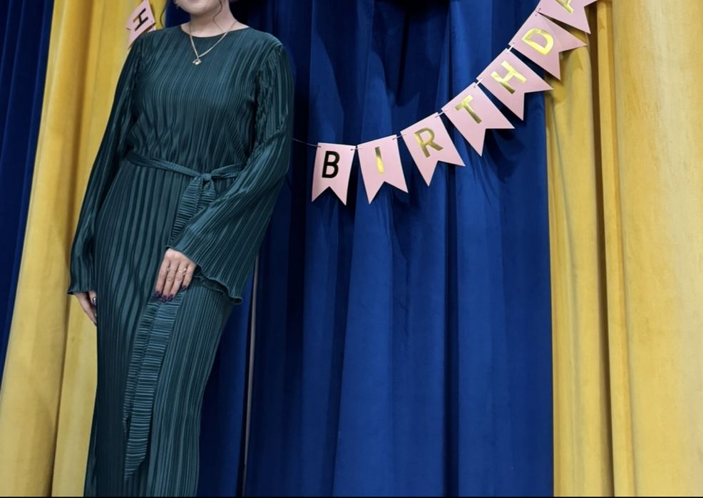 Платье в отличном состоянии