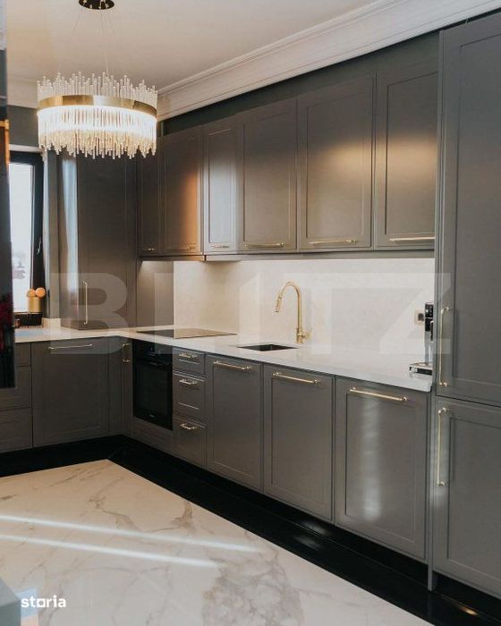 Apartament modern cu 3 camere, 98 mp, etaj 3, bloc nou, zona Centrala