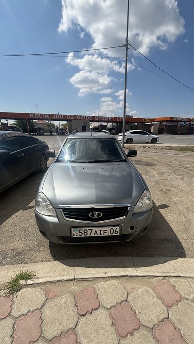 Продам приора универсал