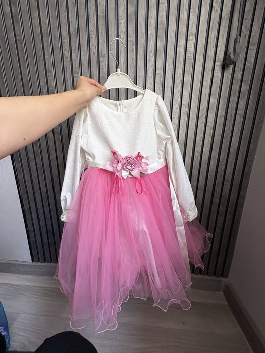 Платья для девочек