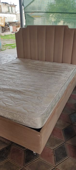 Продам двухспальный кровать