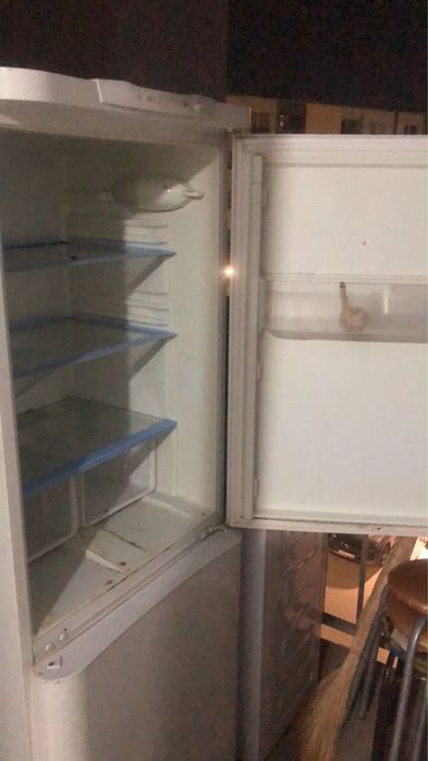 Indesit холодильник