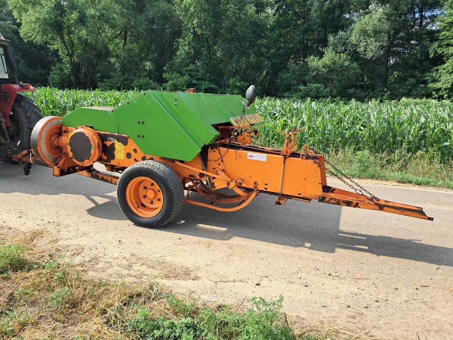 balotiera marca Gallignani model 5000