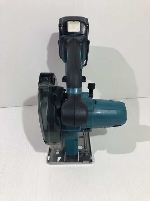 Circular pentru metal Makita DCS 552