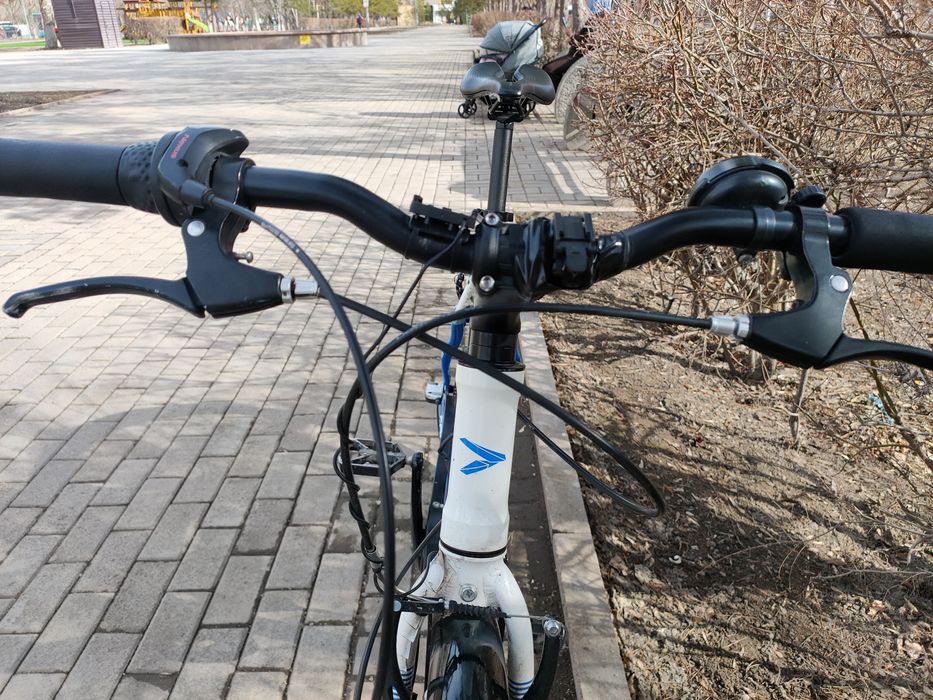 Велосипед городской Forward гревел ROCKFORD 28