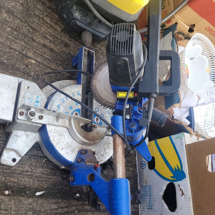 Fierăstrău circular