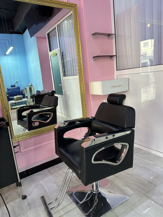 Продаётся кресло для парикмахера