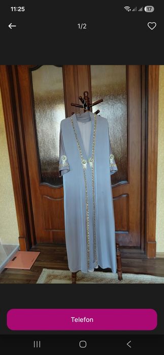 Abaya.     ko'ylagi va ustida abayasi dvoyka