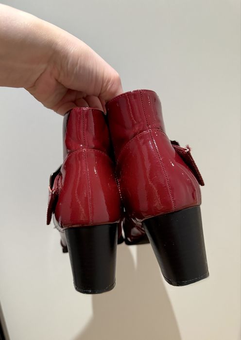 Cizme/ ghete din piele lacuita roșie