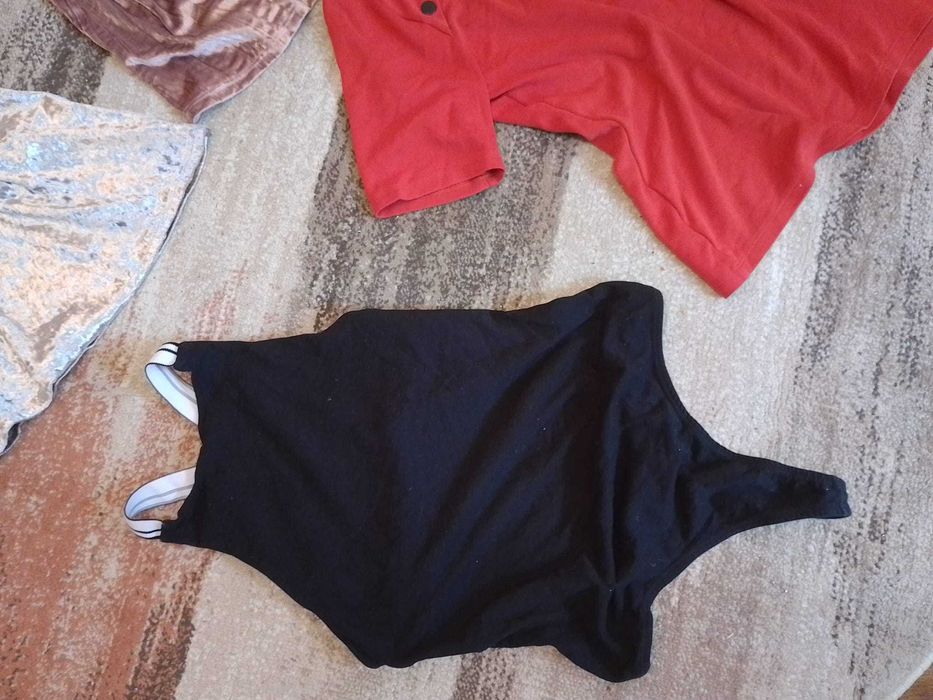 Lot vara dama marimea S-M 36-38 contine 8 bucati