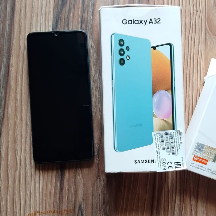В продаже шикарный самсунг а32!!!