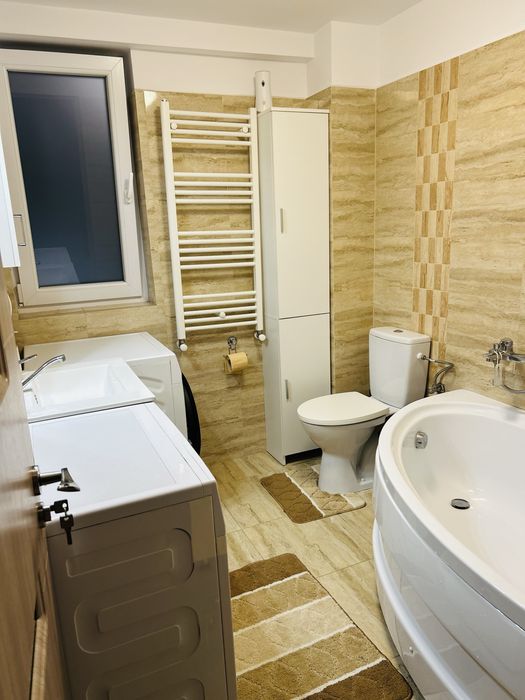 Apartament cu 3 camere, dressing și 2 balcoane – Valea Lupului, zona Iriss