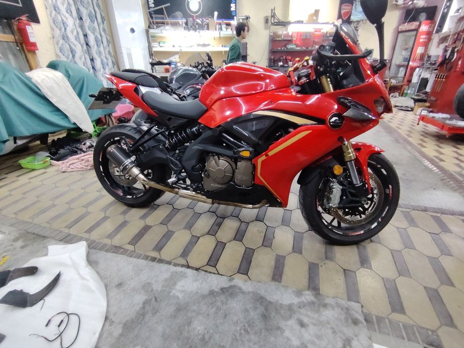Motosikil Kuji moto 600