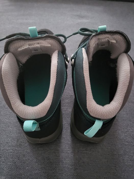 Bocanci Quechua nr. 39 - impermeabili