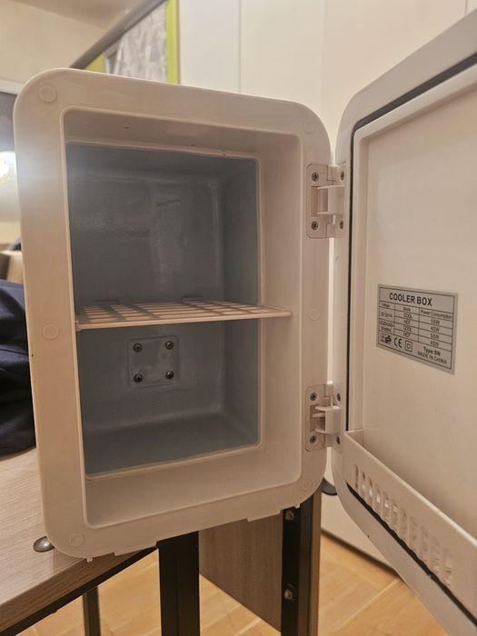 Продам бьюти холодильник