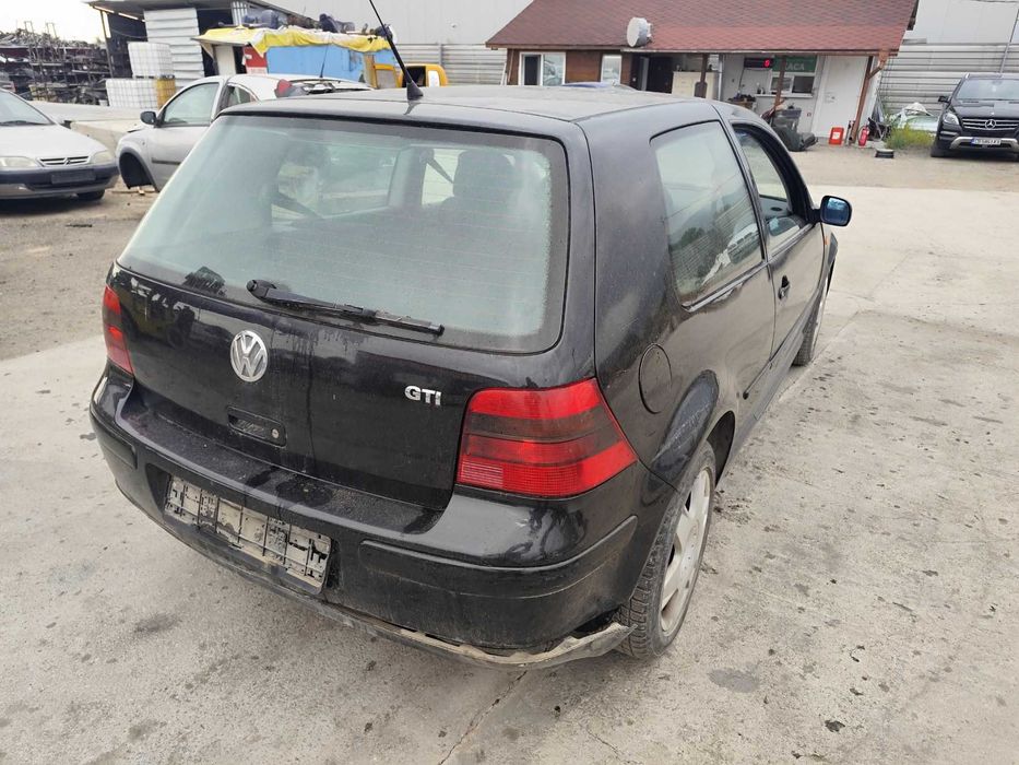 VW Golf 1.6 - 101к.с 2000г. на части