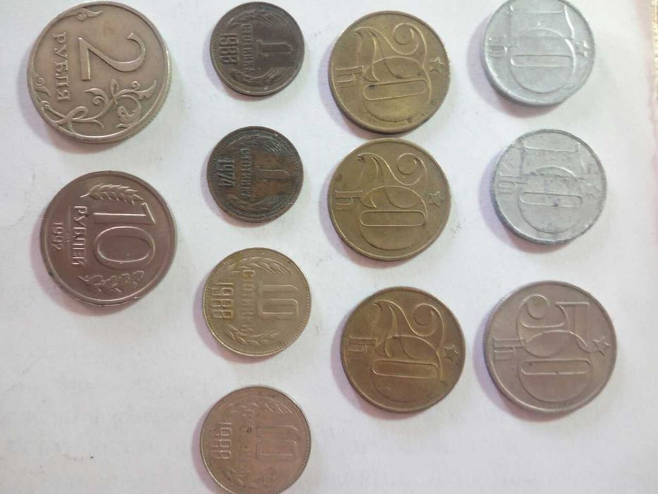 Продаю разные монеты