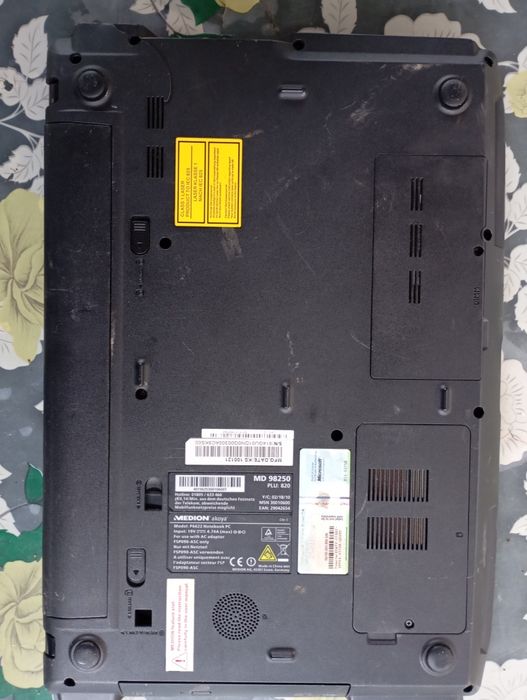 Laptop Medion Akoya i3