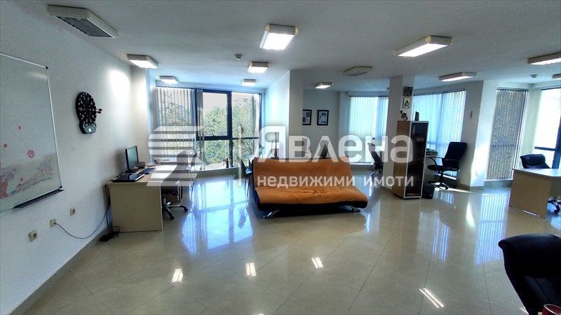 Апартамент 103 кв. м