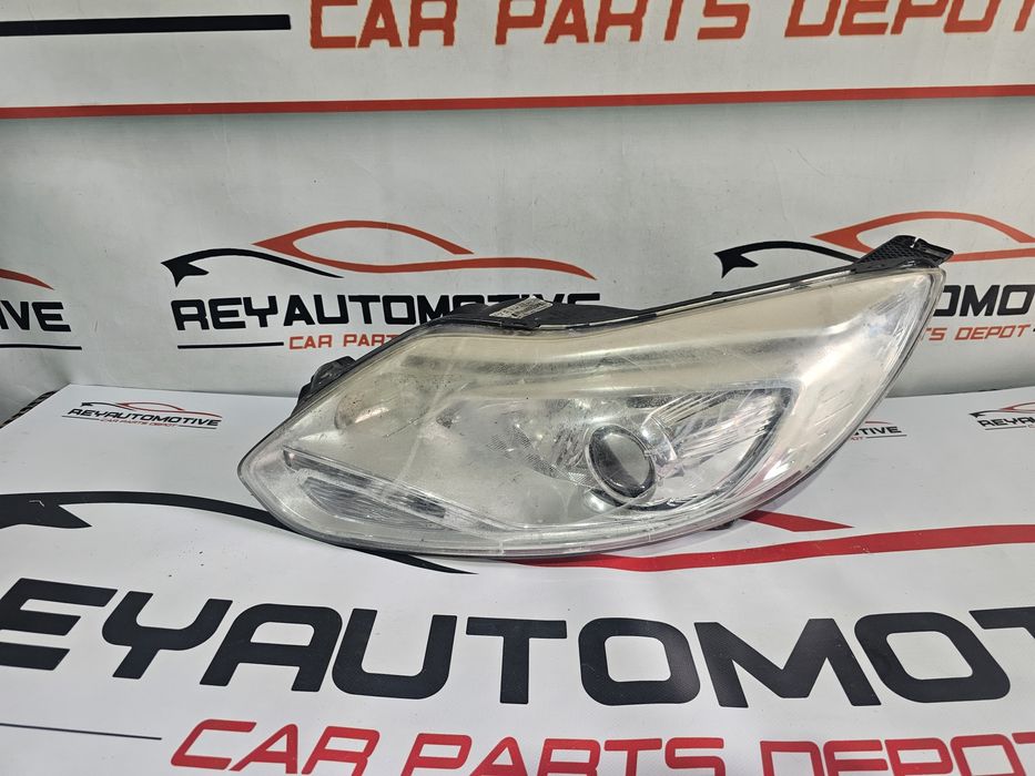 Far stanga xenon Ford Focus 3 dupa 2012 cod BM51-13D155-AJ