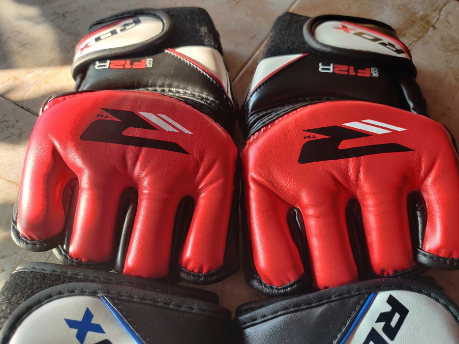 Mănuși  de antrenament MMA