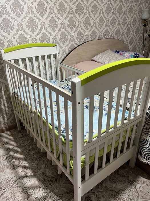 Кроватка детская