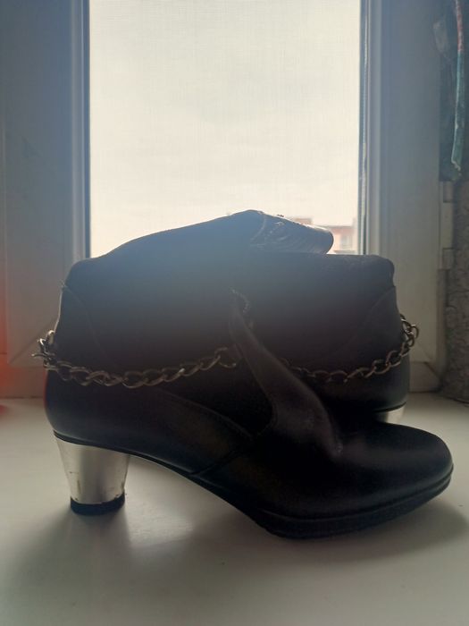 Продам сапоги женские