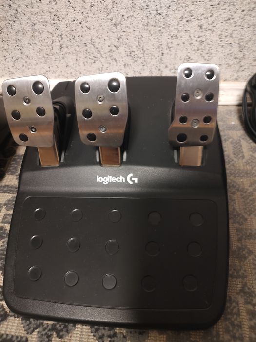 Logitech G29 +playseat cockpit+ shifter