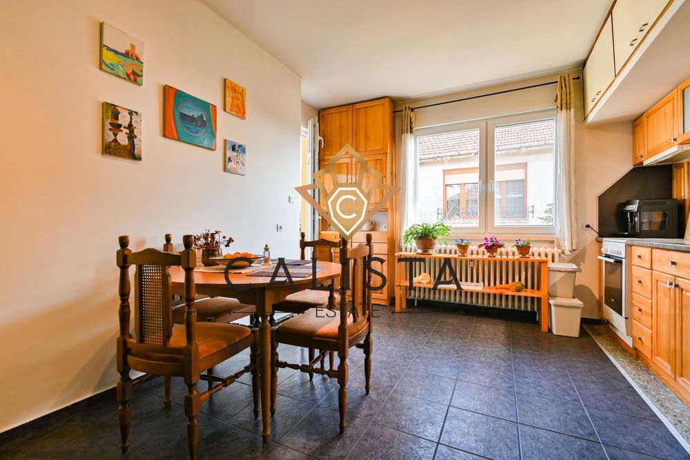 Дава се под наем Тристаен апартамент в София, Център - 135 кв.м за 1099 € - Снимка #7