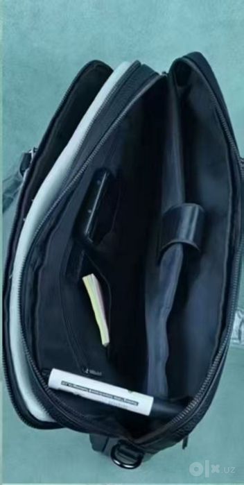 Noutbuk sumkasi 8212-9
Model: 8212-9
Narxi: 350 000 so‘m
O‘lchamlari: