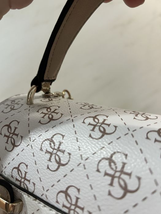 Оригинална раница Guess