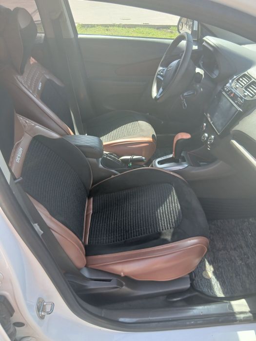 Mashina toza kraskasi yoq minishka tayyor