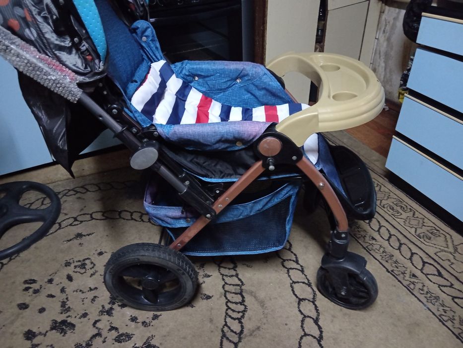 Продам коляски детские