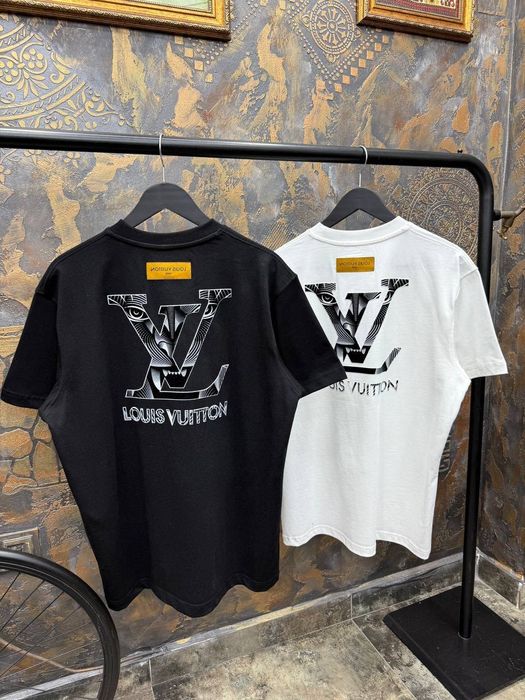 Мъжки тениски различни модели