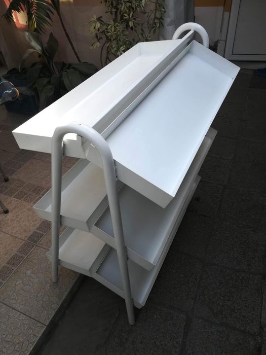 2 броя цветарници